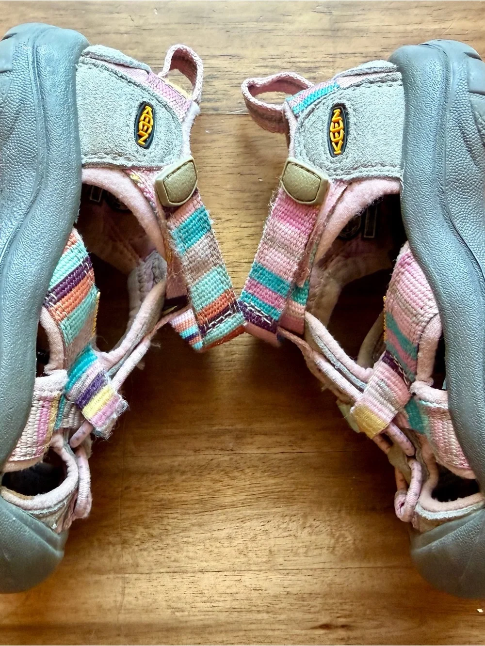 KEEN Newport H2 Sandals Girls Toddler Size 8 Pink Multicolor Closed Toe